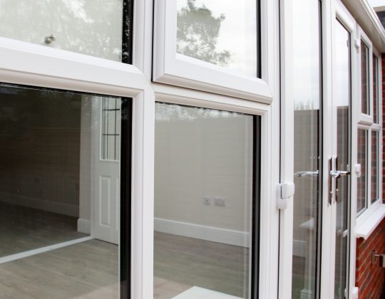tilt and turn windows