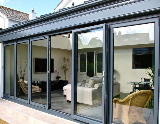 bi-fold aluminium doors